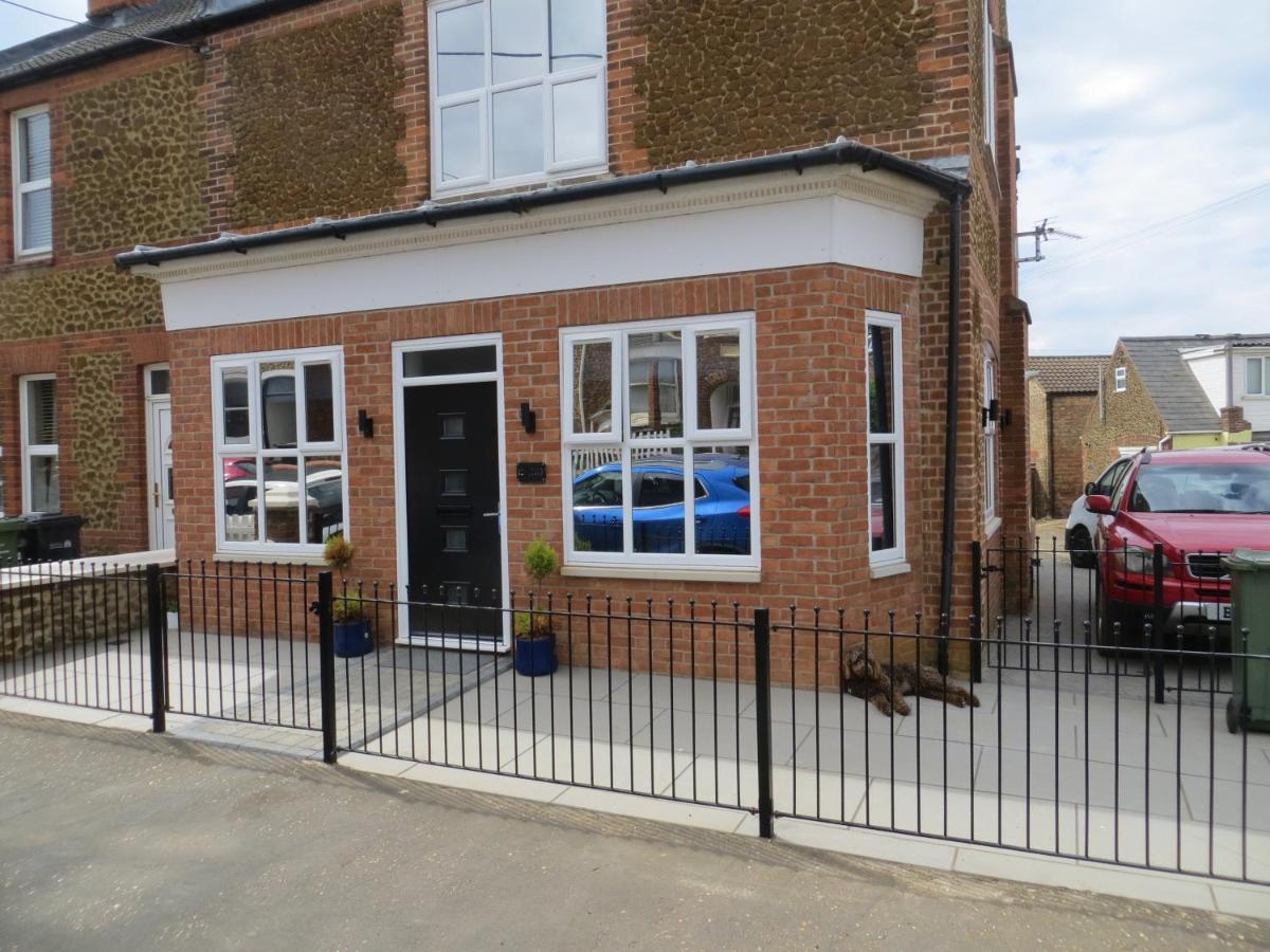 The Old Bakery Apartment Hunstanton Exterior photo